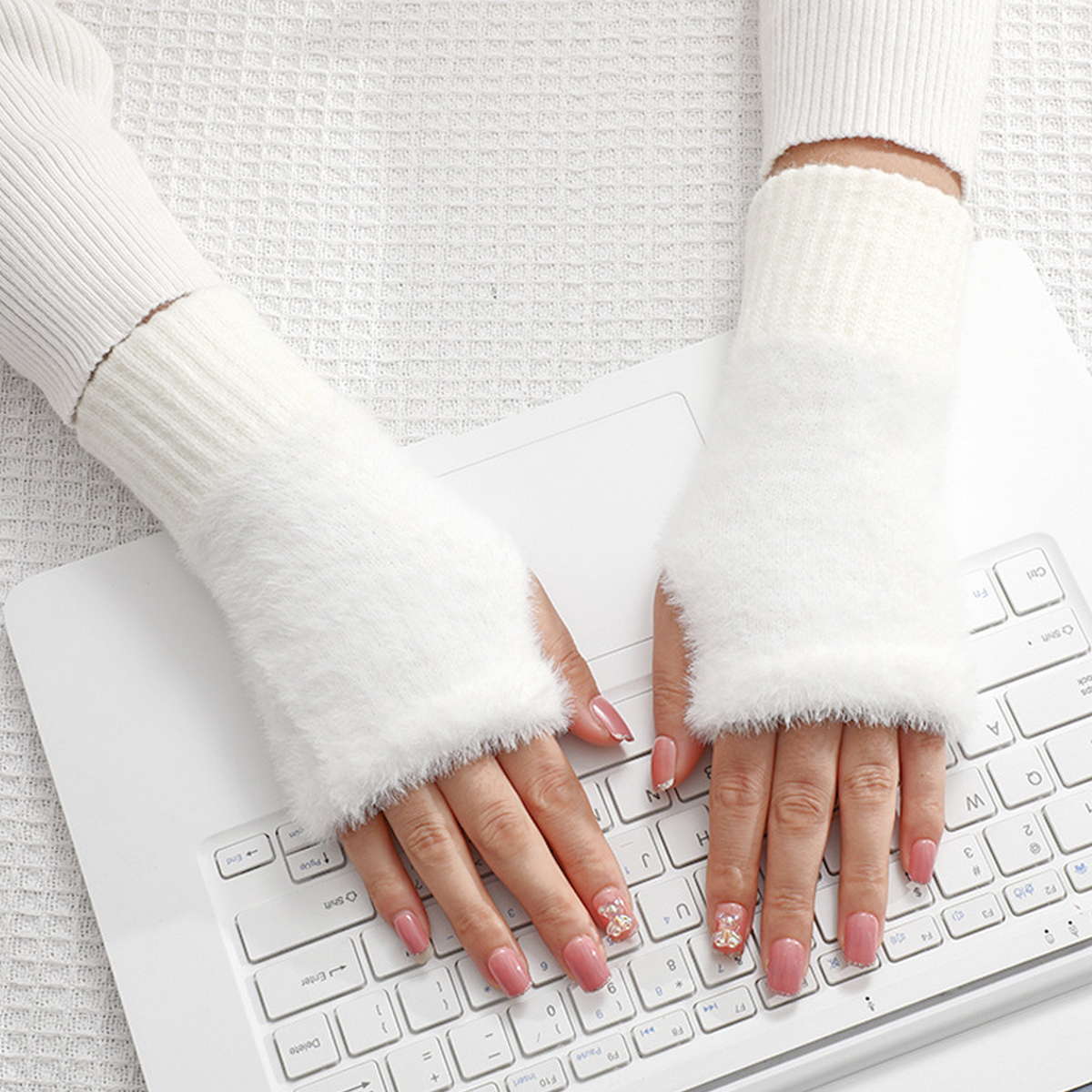 Women??¢s Long Fingerless Knit Gloves Touchscreen_CWAG0520