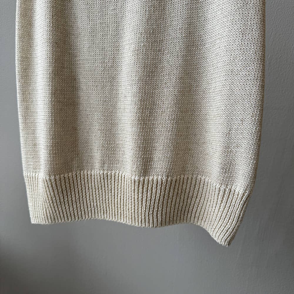 CREW-NECK SLEEVELESS BOTTOM STRIPED KNIT CAMISOLE