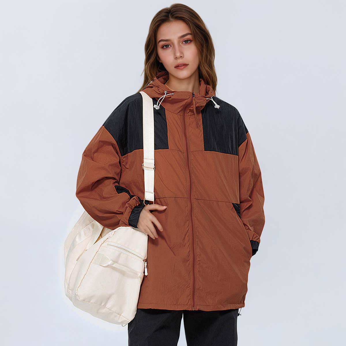 Comfortable and loose sun-protective jacket