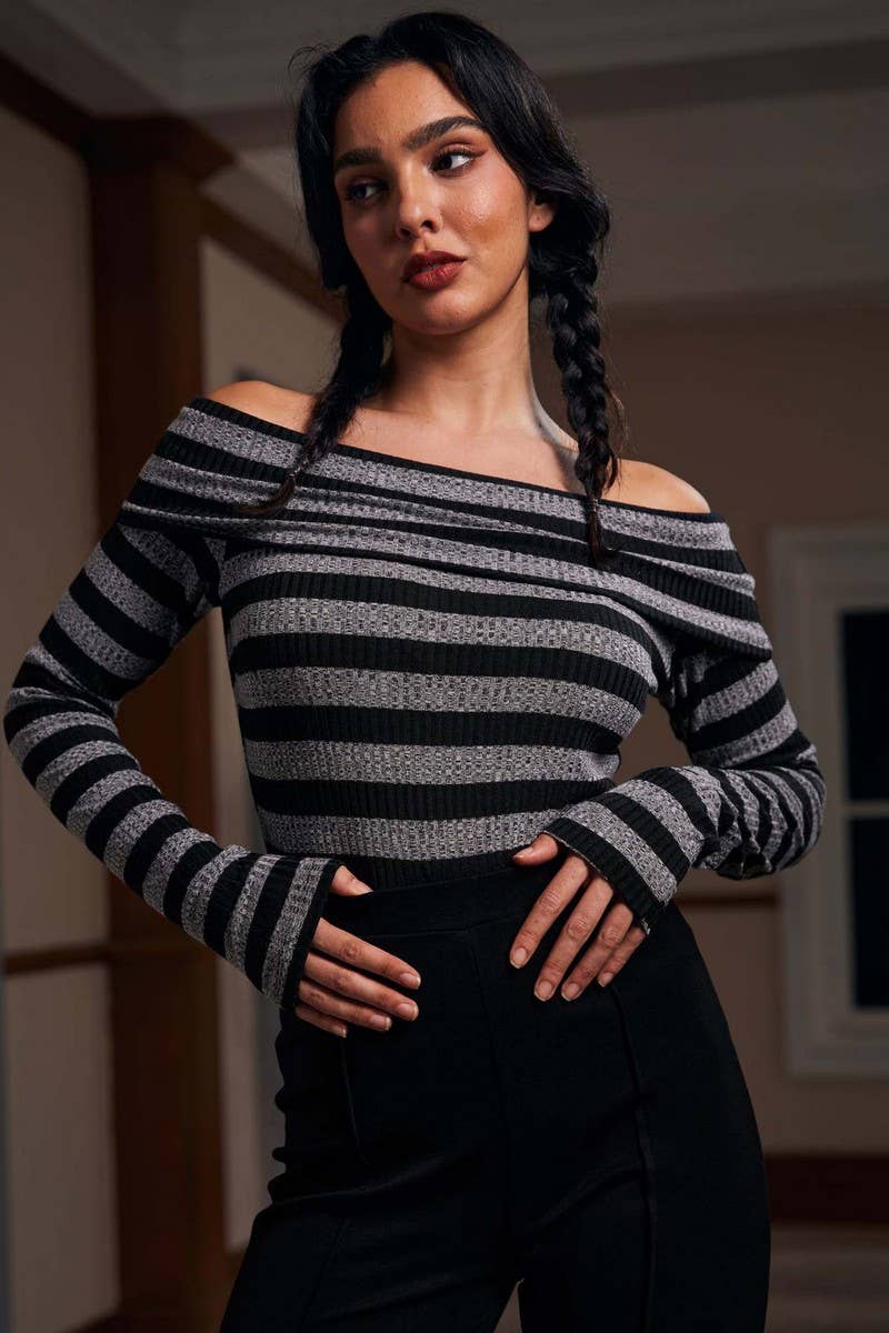 CWTBLL3967_COLORBLOCK OFF SHOULDER STRIPED SLIM FIT TEE