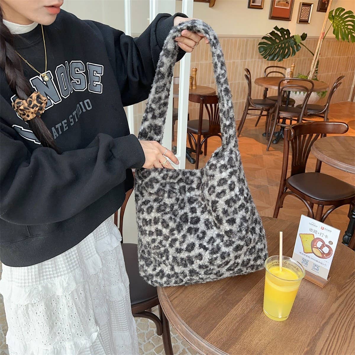 CWAB3900_PLUSH LARGE CAPACITY LEOPARD PRINT SHOULDER BAG