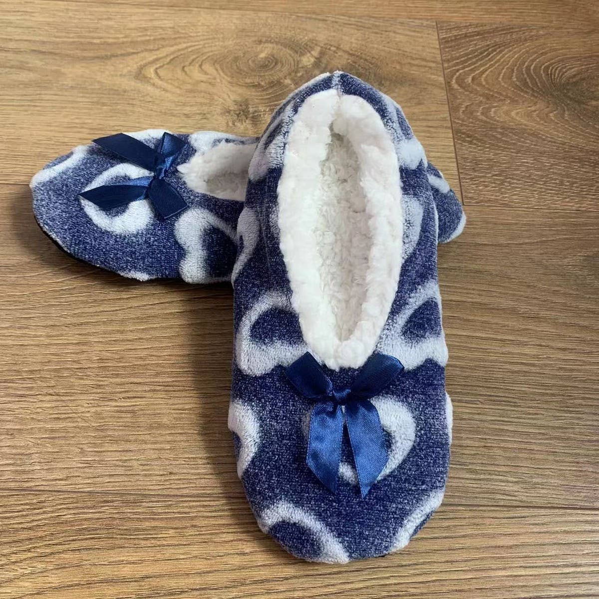 WOMEN'S  SOCKS HOME FLEECE FLOOR SOCK SLIPPERS