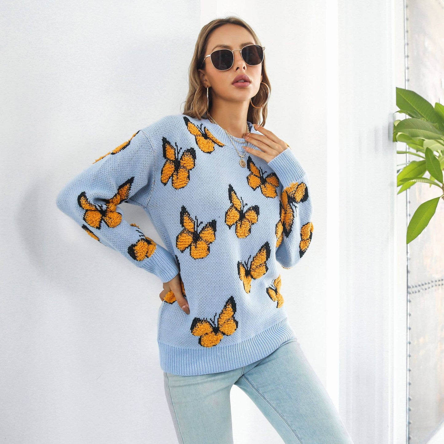BUTTERFLY SWEATER WITH LOOSE CREW NECK PULLOVER