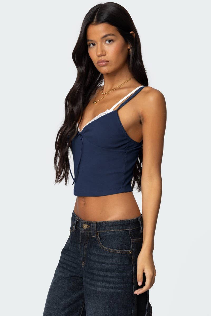 CWTTK0779_LACE-TRIMMED LOW-CUT CONTRAST-COLOR CAMISOLE TOP