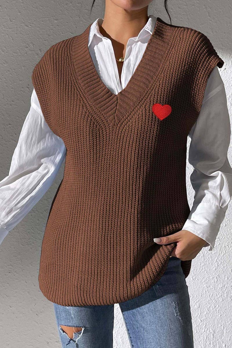 CWTSTL00993_WOMEN V-NECK KNIT VEST HEART PATCH SWEATER