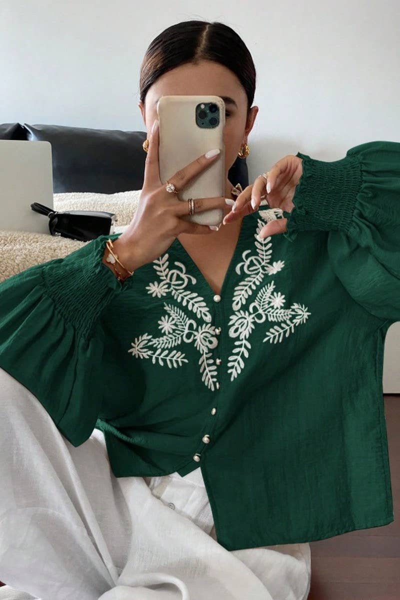 CWTBLL3998_EMBROIDERED FLORAL BUTTON FRONT CARDIGAN SHIRT