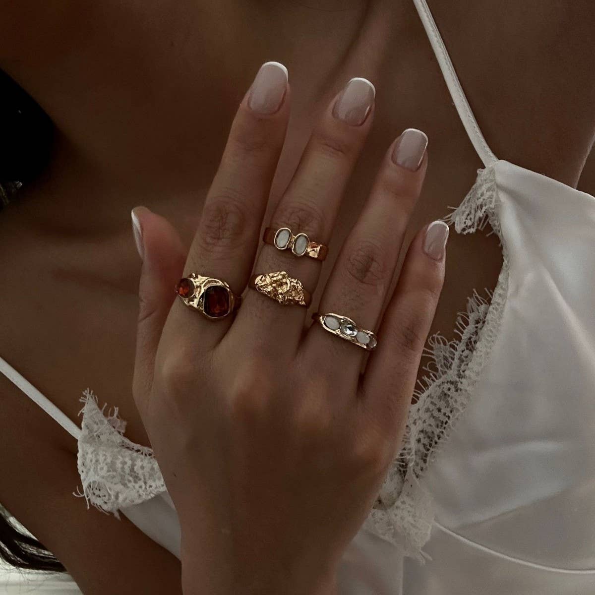 TRENDY RETRO GEOMETRIC HOLLOW DIAMOND RING SET