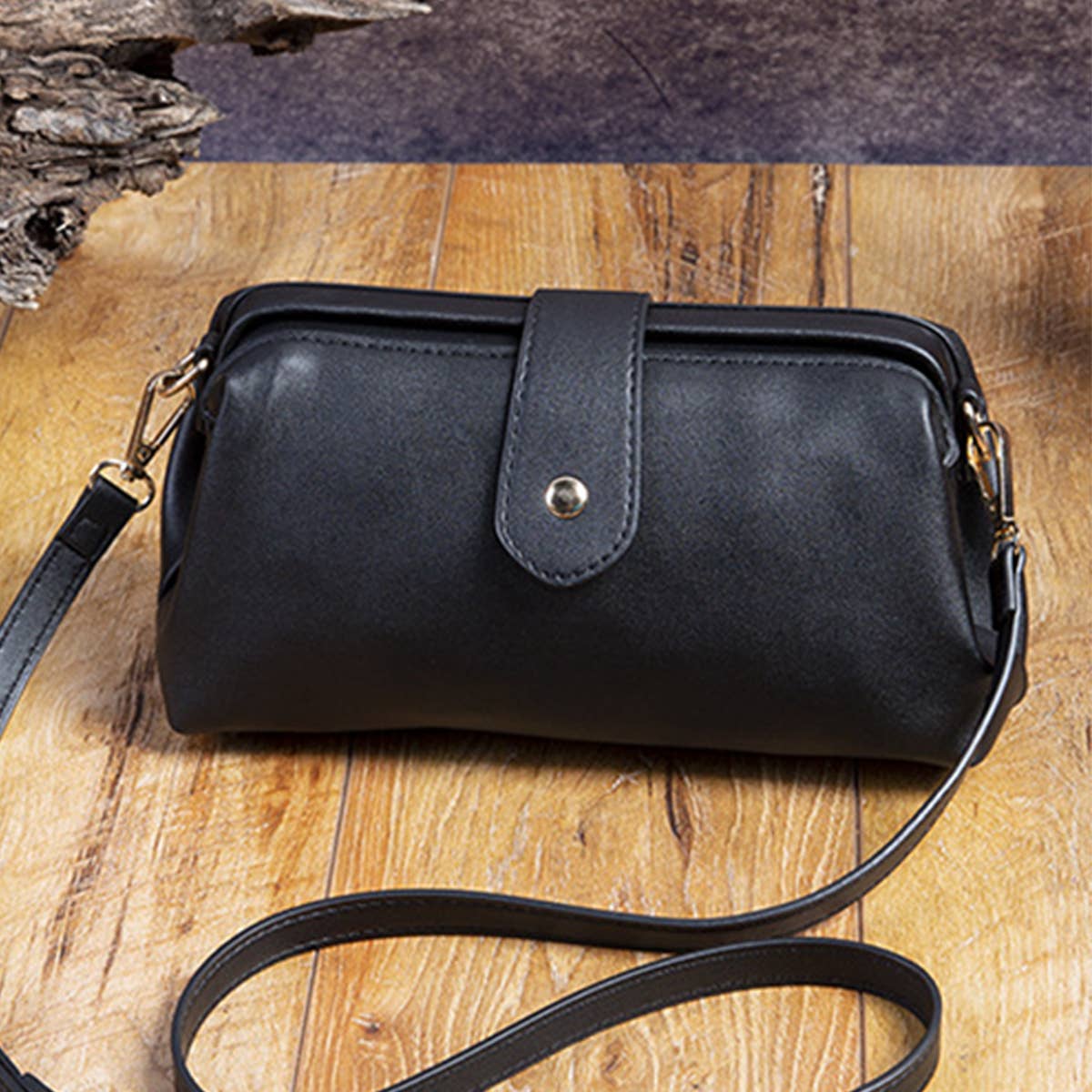 WOMEN TANNED SHOULDER BAG_CWAB0562