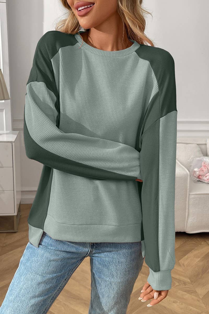 CWTBLL00833_COLORBLOCK CREWNECK WAFFLE KNIT LOOSE TOP