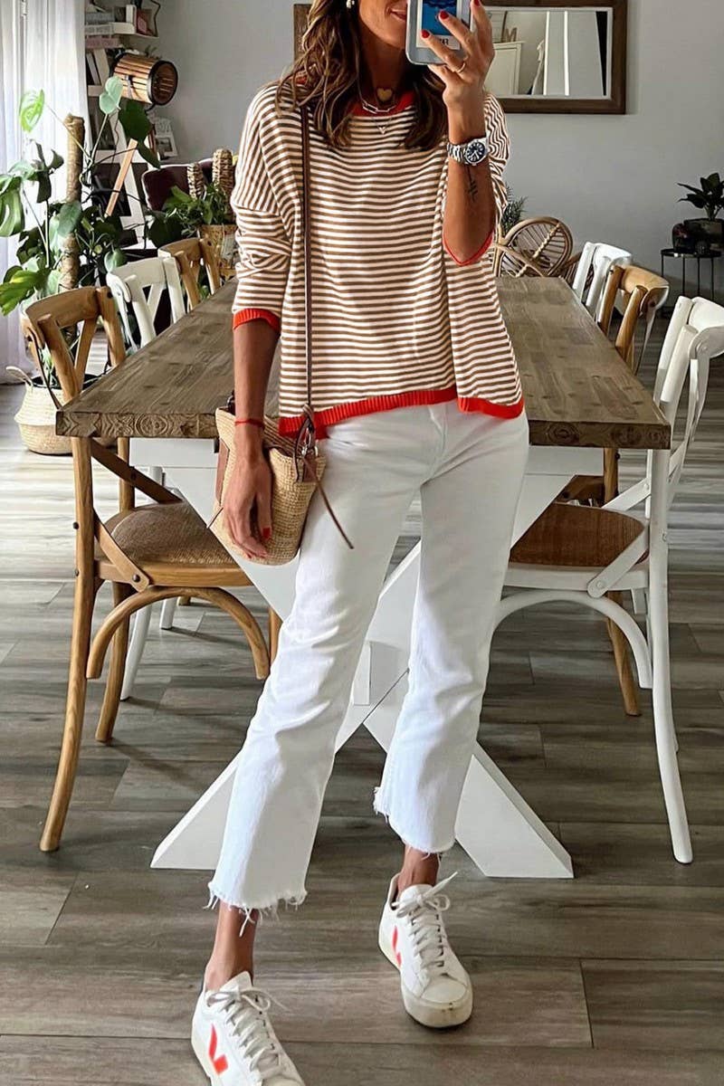 CWTBLL1486_CREW NECK STRIPED CONTRAST KNIT SWEATER