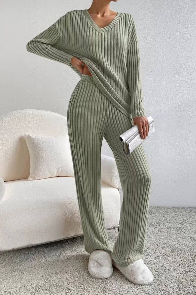 CWSTB1609_V-NECK RIBBED TOP AND PANTS KNITTED SUIT