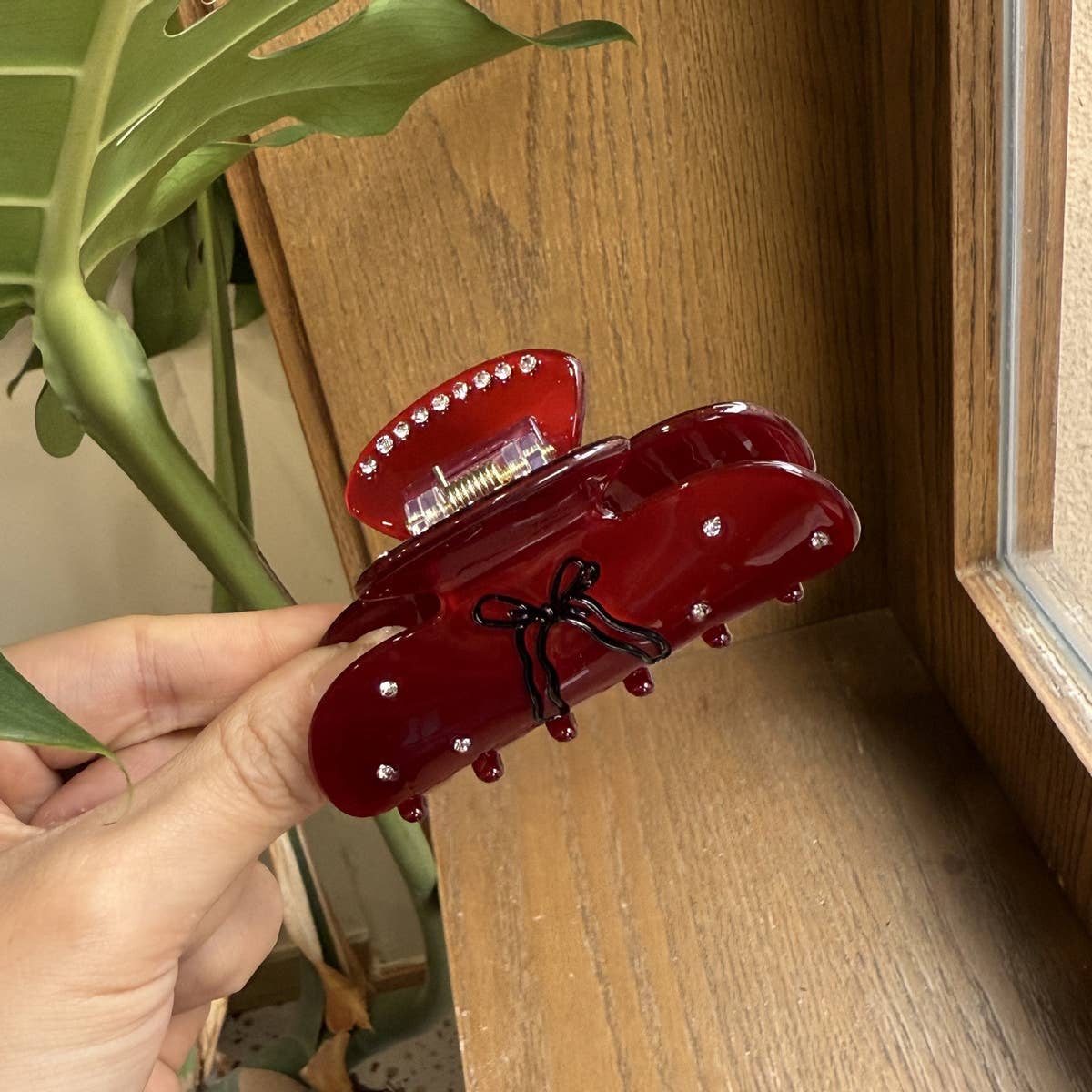 CWAHA4517_SEAMLESS DIAMOND DROP OIL BOW HAIR CLIP