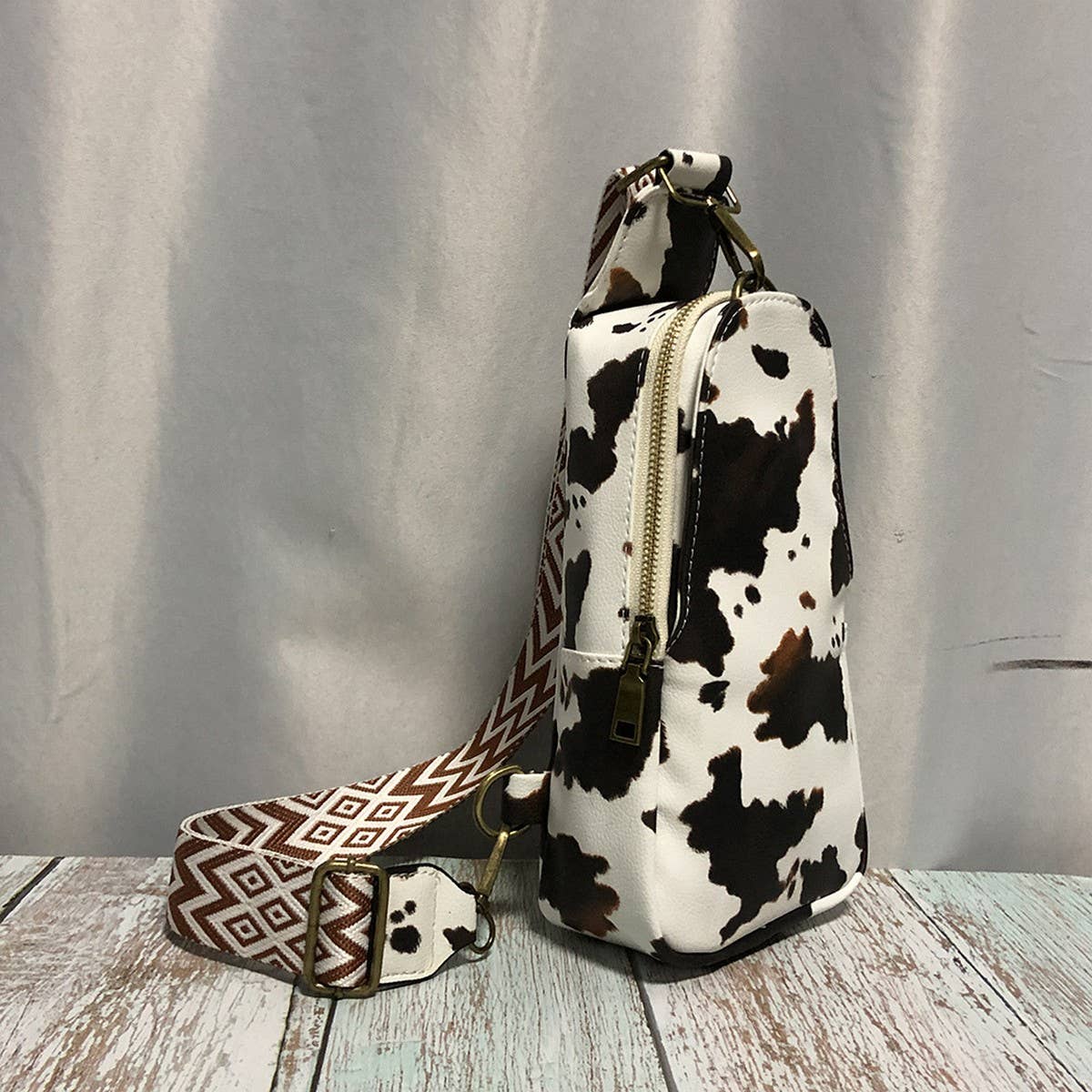 LEOPARD PRINT OUTDOOR SPORT BACKPACK CROSSBODY BAG_CWAB1398