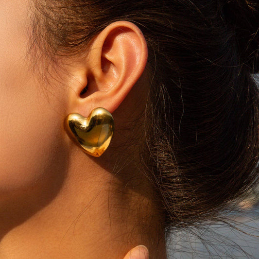SIMPLE AND POPULAR GLOSSY LOVE EARRINGS