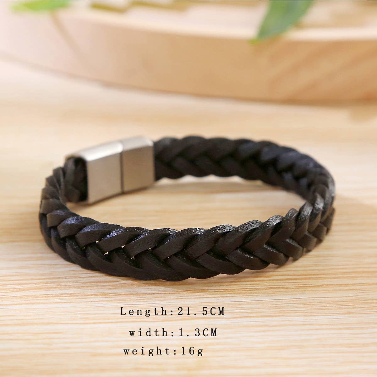 NEW HAND-WOVEN BRACELET