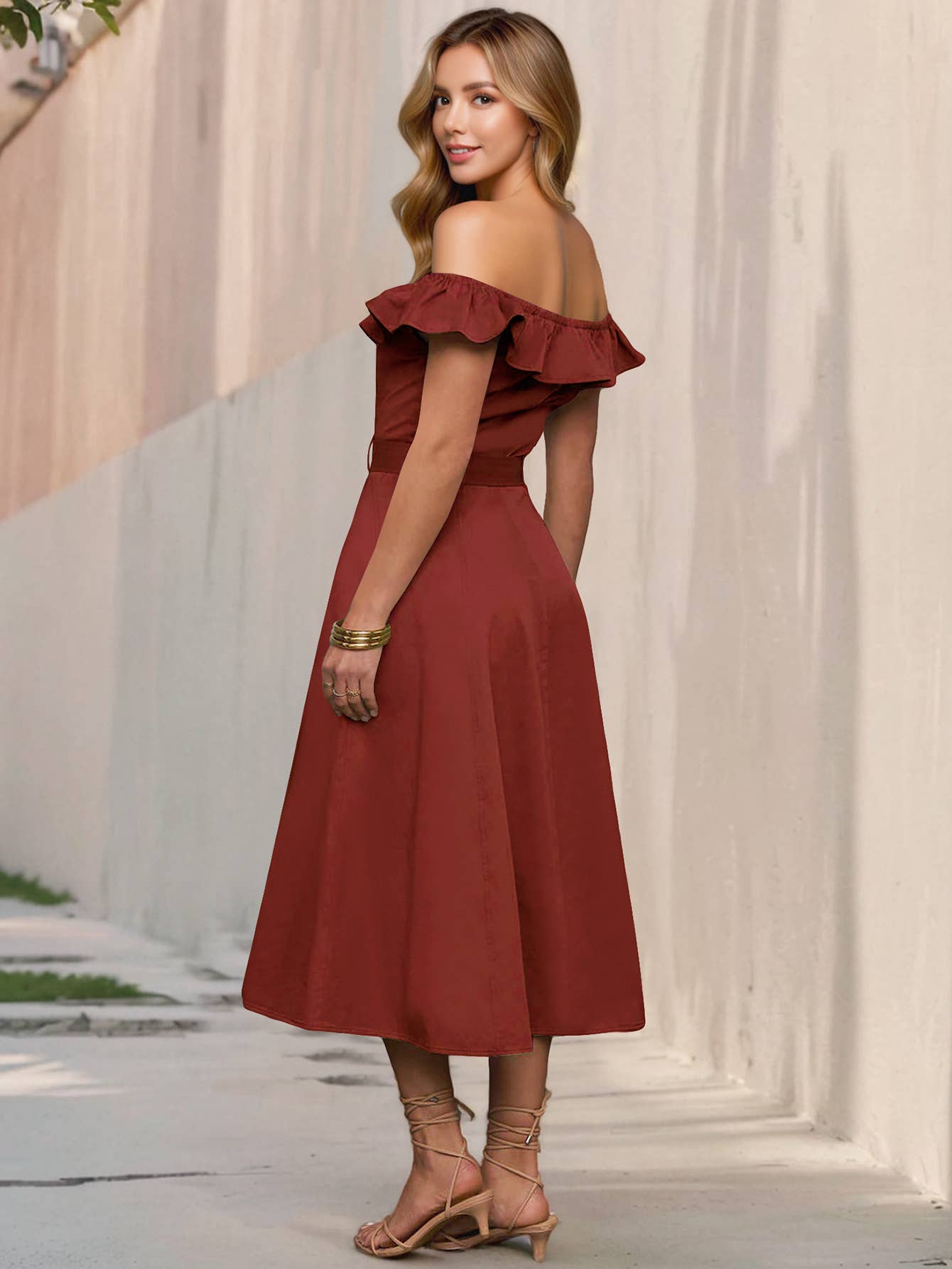 Fashionable and retro one-shoulder dress
