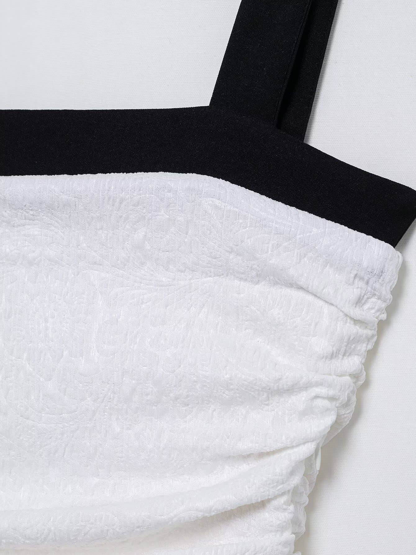 Contrast color one line collar short dress