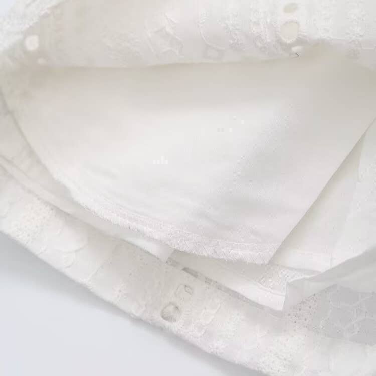 Fashionable openwork embroidered casual shorts