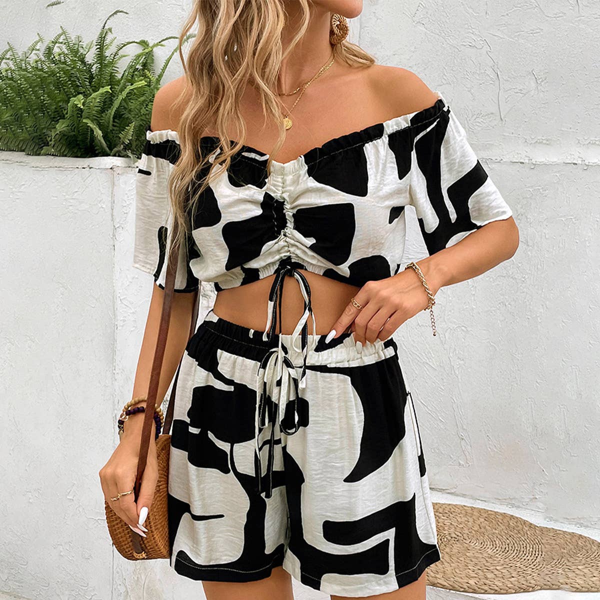 Crop top shorts sexy milk print two-piece set