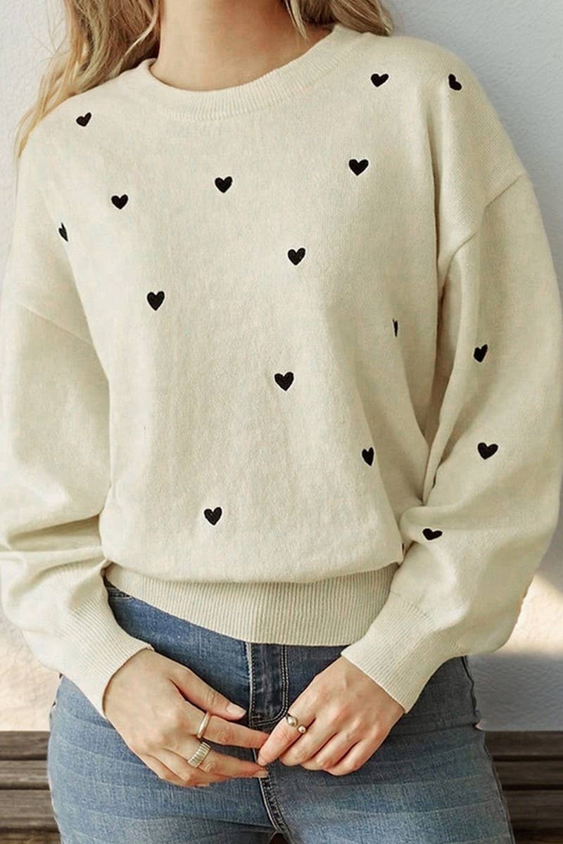CWTBLL1233_HEART PRINT CREW NECK KNITTED SWEATER