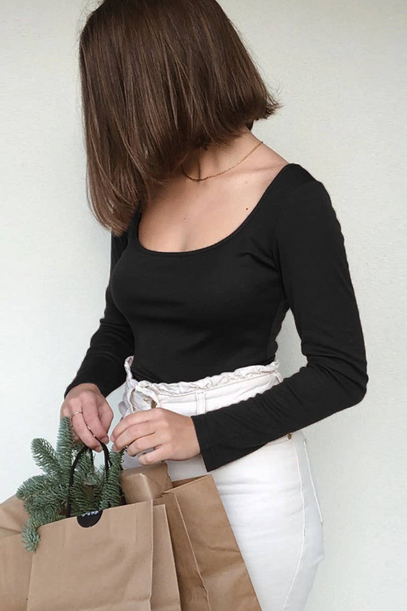 CWTBLL3776_LONG-SLEEVED SQUARE NECK BELLY-BARING TOP