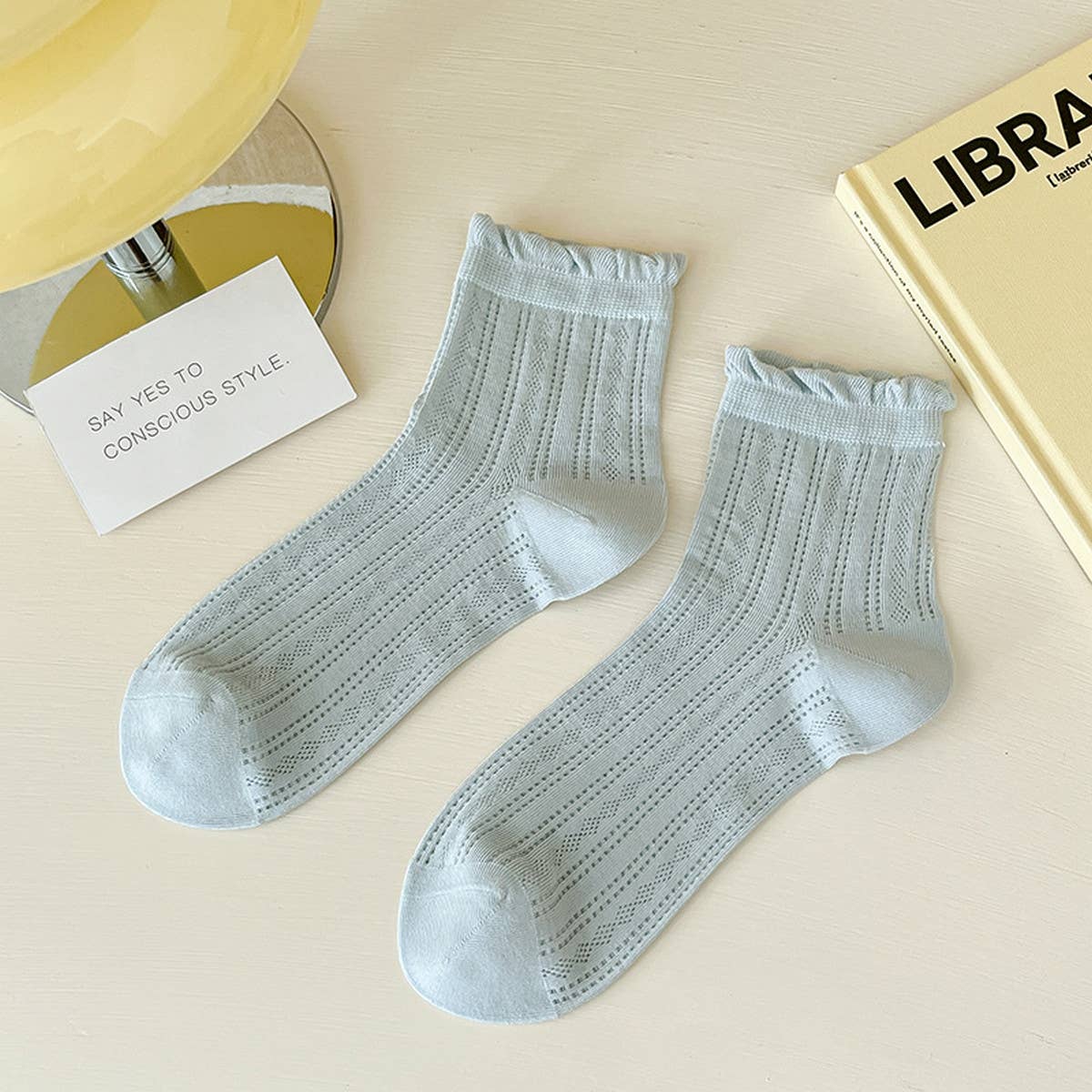 CASUAL MESH LACE BUBBLE CUFF SOCKS_CWMS0961