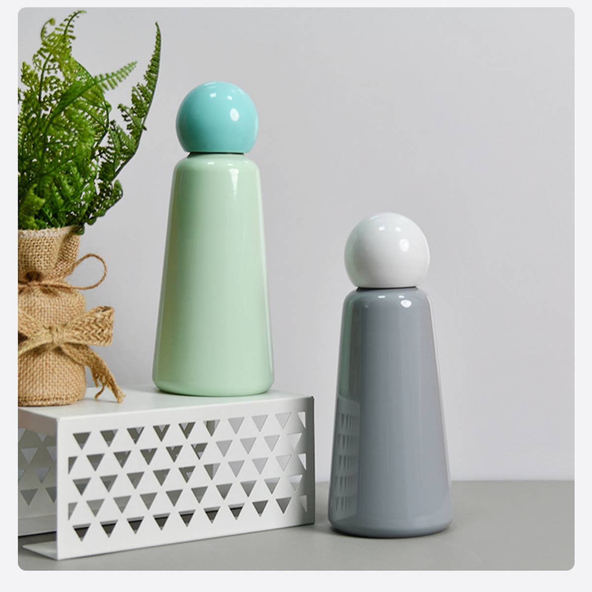 CUTE OUTDOOR DOUBLE-LAYER HOT AND COLD WATER CUP