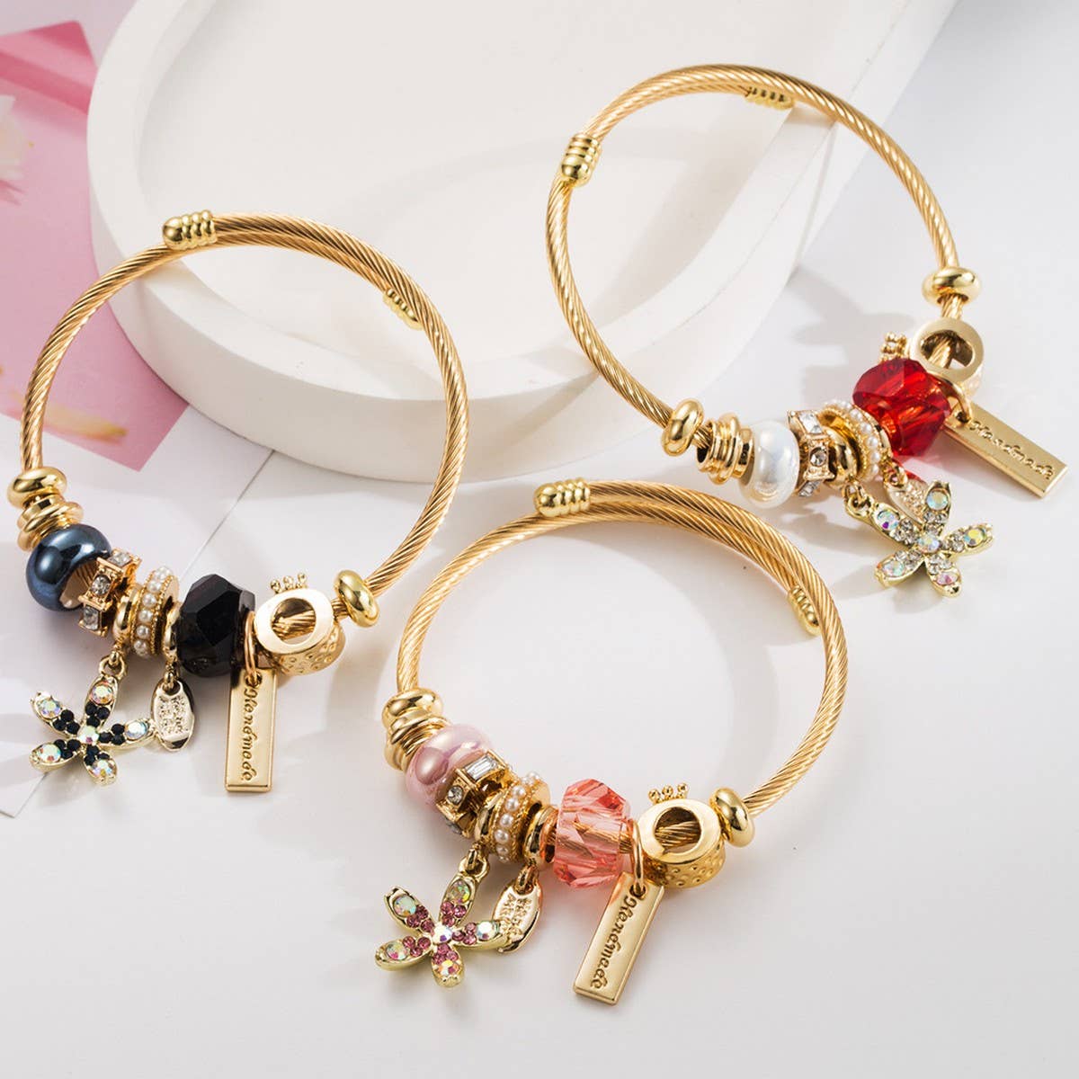 Gold Stainless Steel Bracelet with Flower Pendant