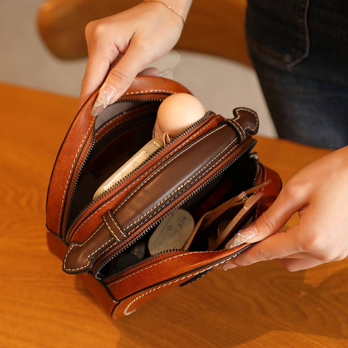 CASUAL RETRO DISTRESSED SHOULDER BAG_CWAB2985