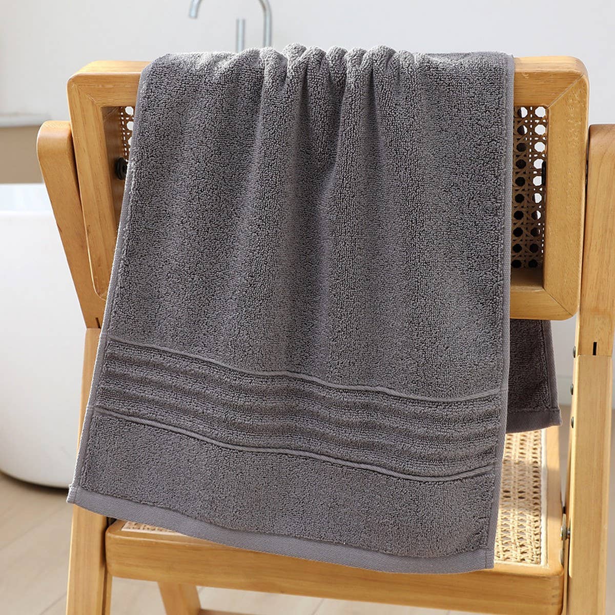 EMBROIDERED HOUSEHOLD FACE WASH COTTON TOWEL