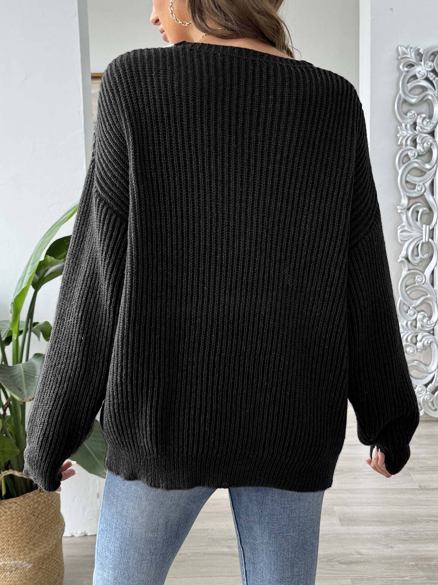 COLOR CONTRAST PATCHWORK V-NECK PULLOVER SWEATER