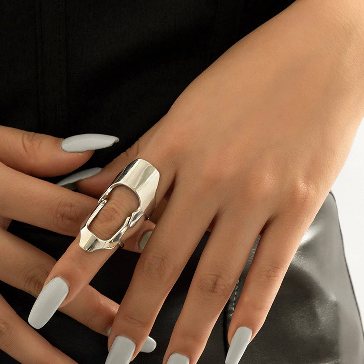 HOLLOW GEOMETRIC RETRO HIP-HOP RING