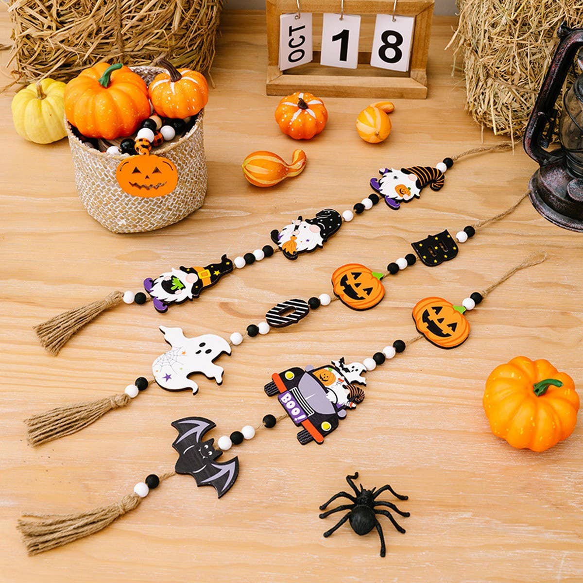 CWMM10241_HALLOWEEN BEAD GARLAND WITCH PUMPKIN BAT DECOR