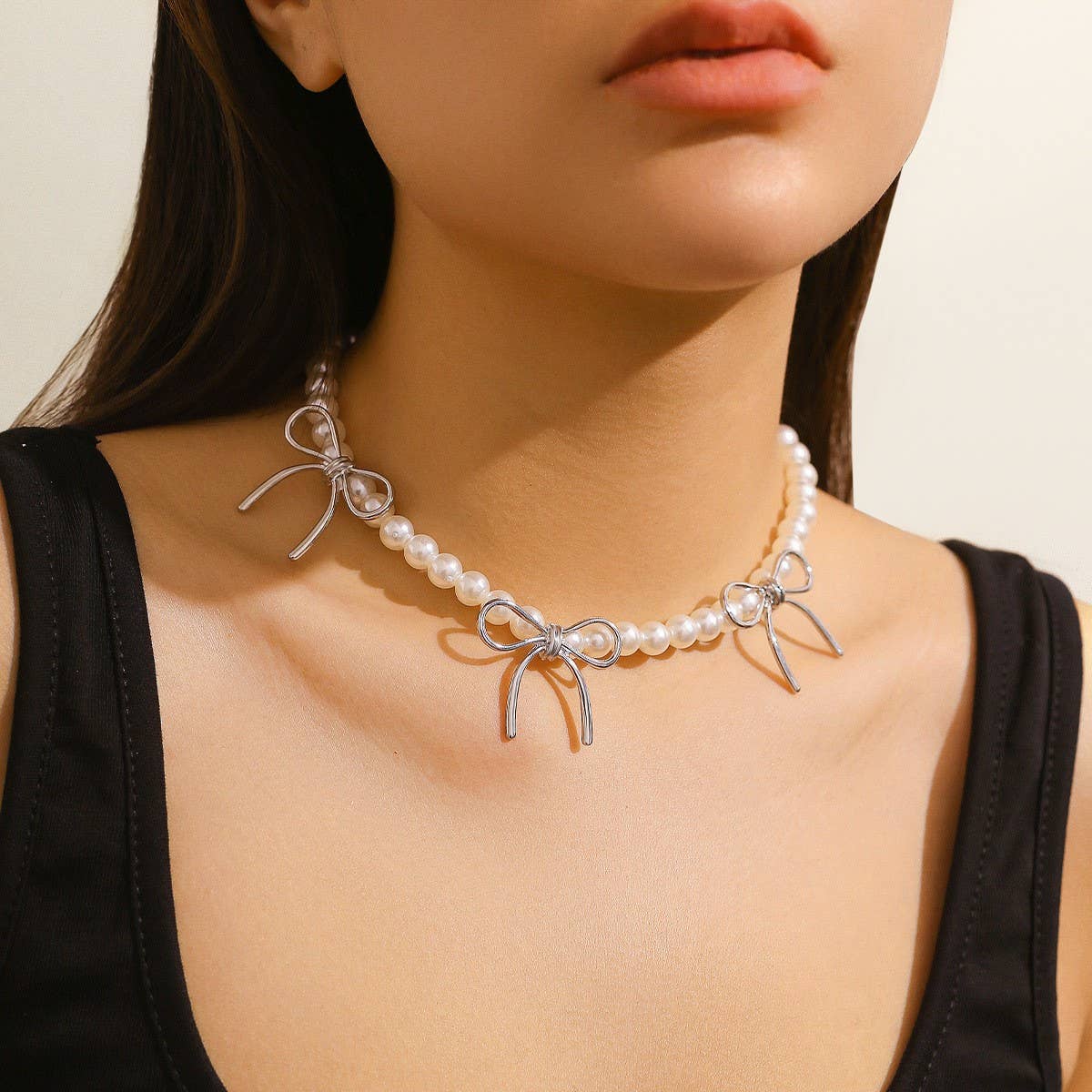 HOT SELLING BLACK BOW BEADED NECKLACE