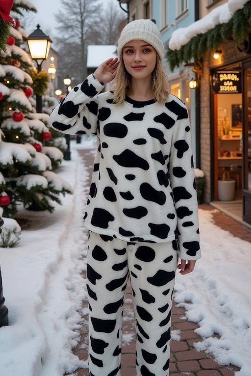 CWSPJ0418_COW PRINT FLANNEL LOUNGEWEAR PAJAMA SET