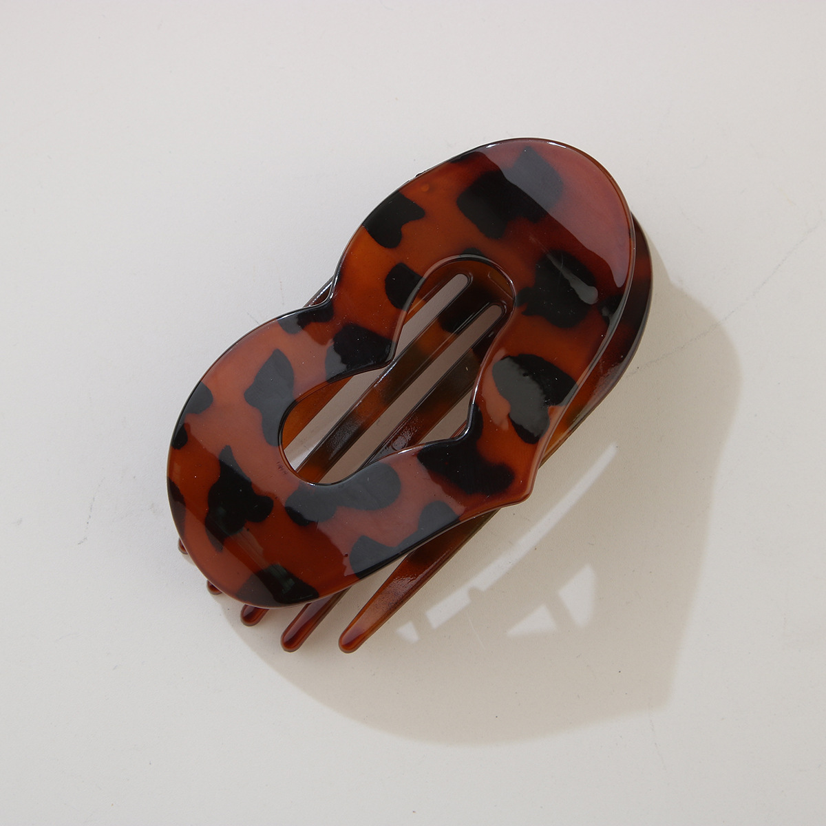 Love Shape Duckbill Clip ? No-Slip Half-Up Pin