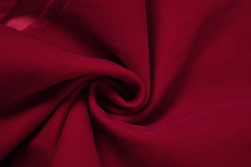 DEEP V LACE PATCHWORK CROP TOP SPLIT SKIRT SET