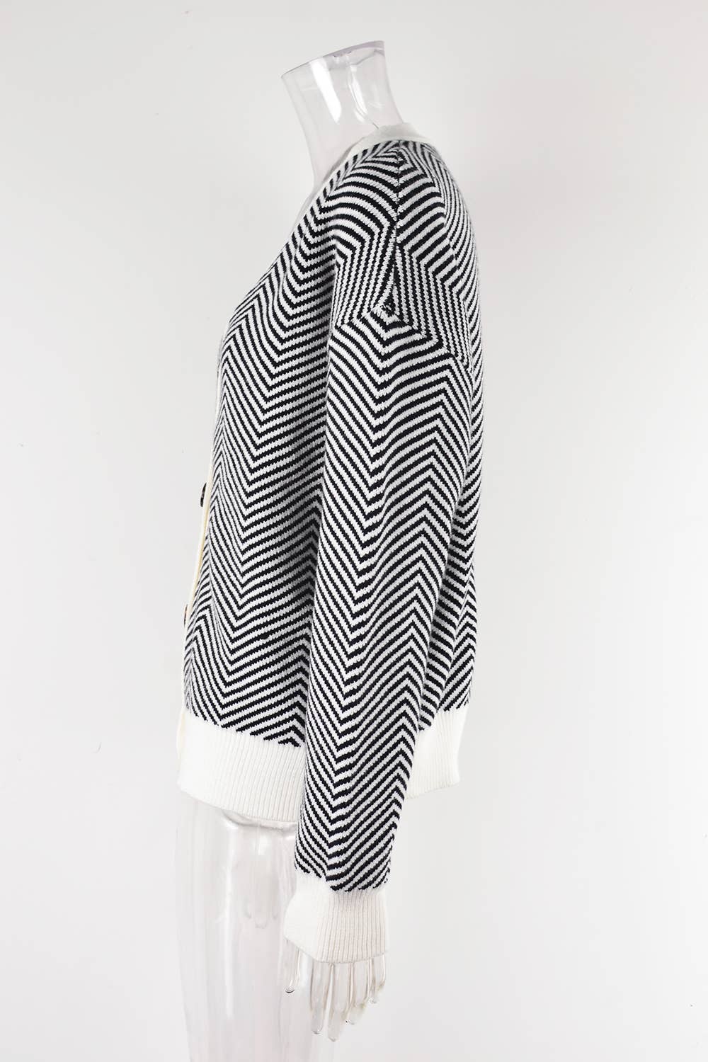 COLOR-MATCHING BUTTON KNIT V-NECK CARDIGAN JACKET