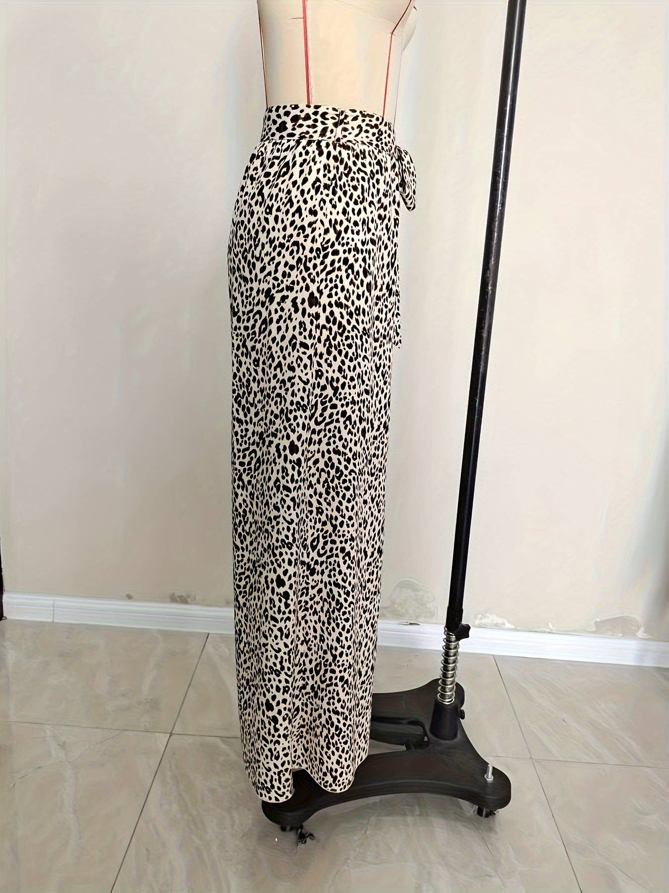 Elastic elastic waist leopard print flared pants