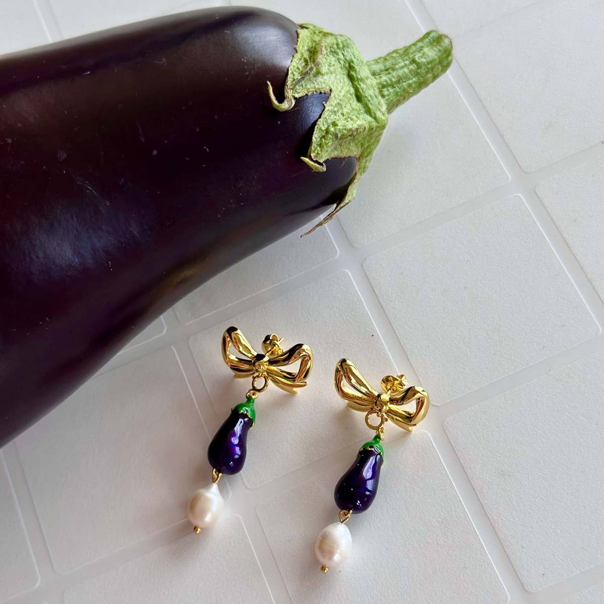 Fashionable Vegetable Wine Glass Pearl Earrings