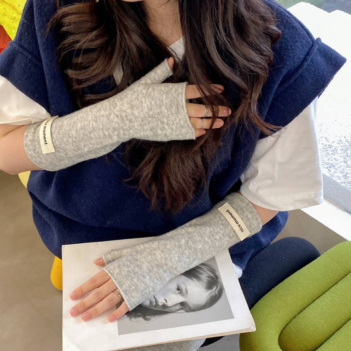 SOLID COLOR FINGERLESS TOUCH SCREEN GLOVES_CWAG0138