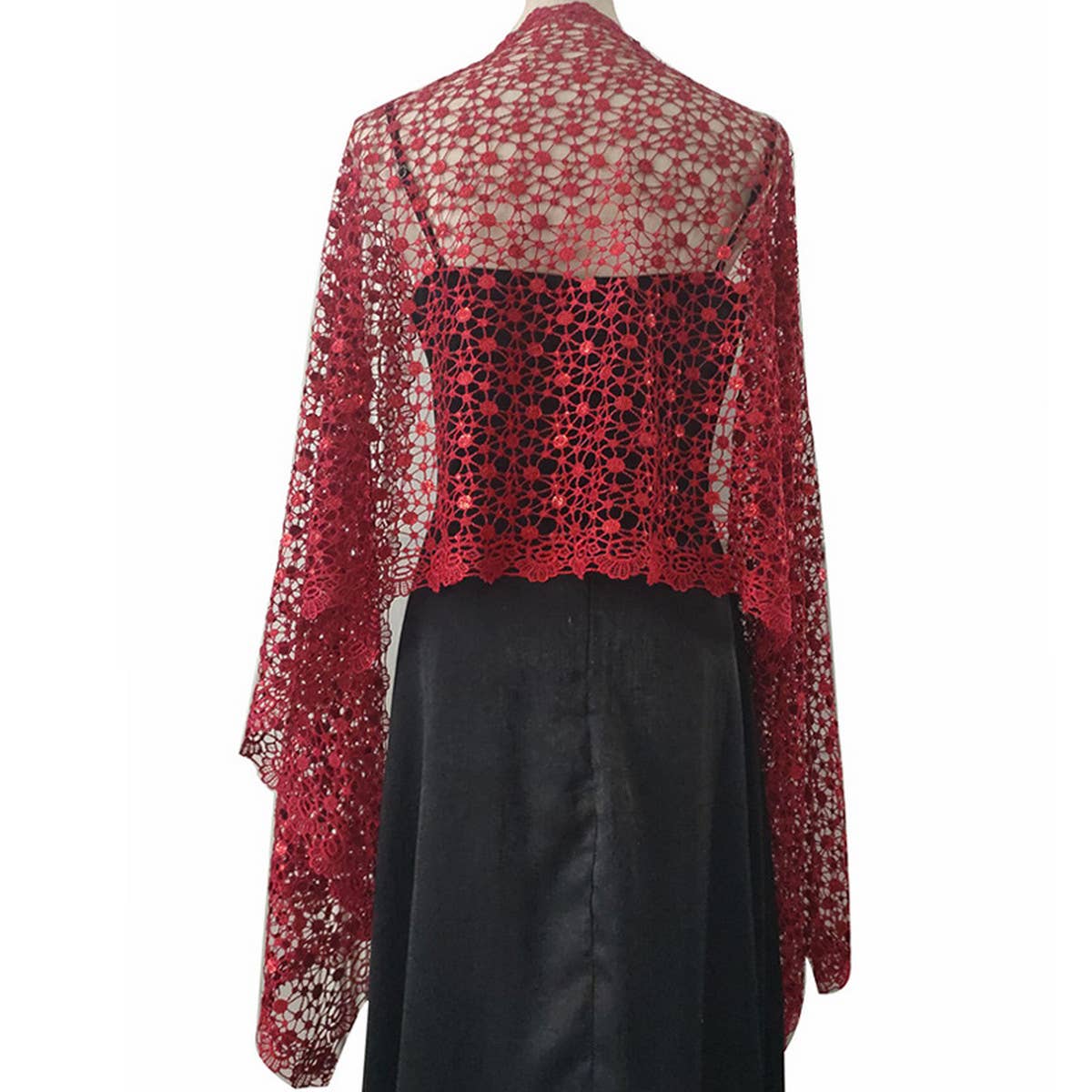 WEAR AN EMBROIDERED EVENING CAPE