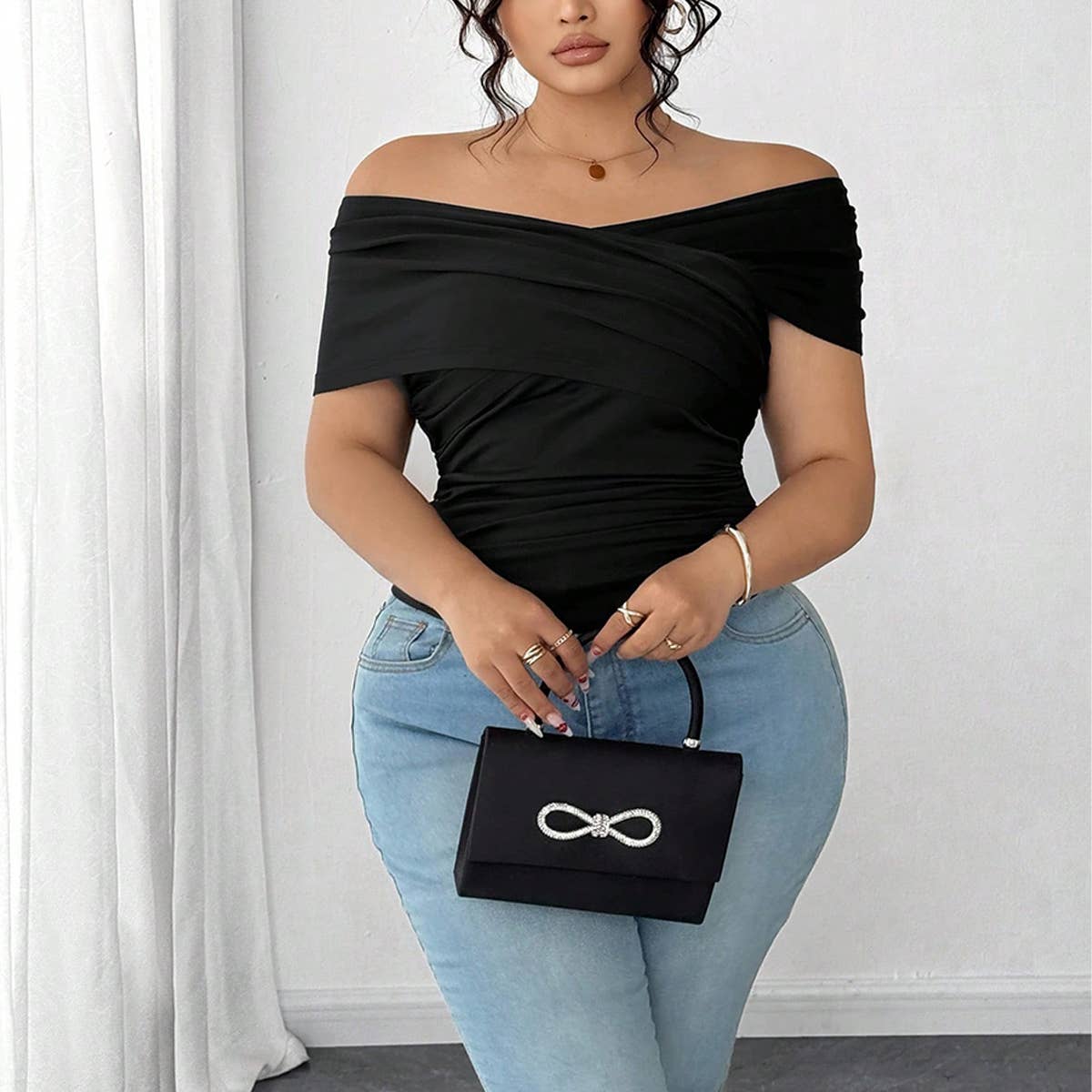 Chic Off Shoulder T-Shirt ??Elegant Summer Style_CWTHT0260