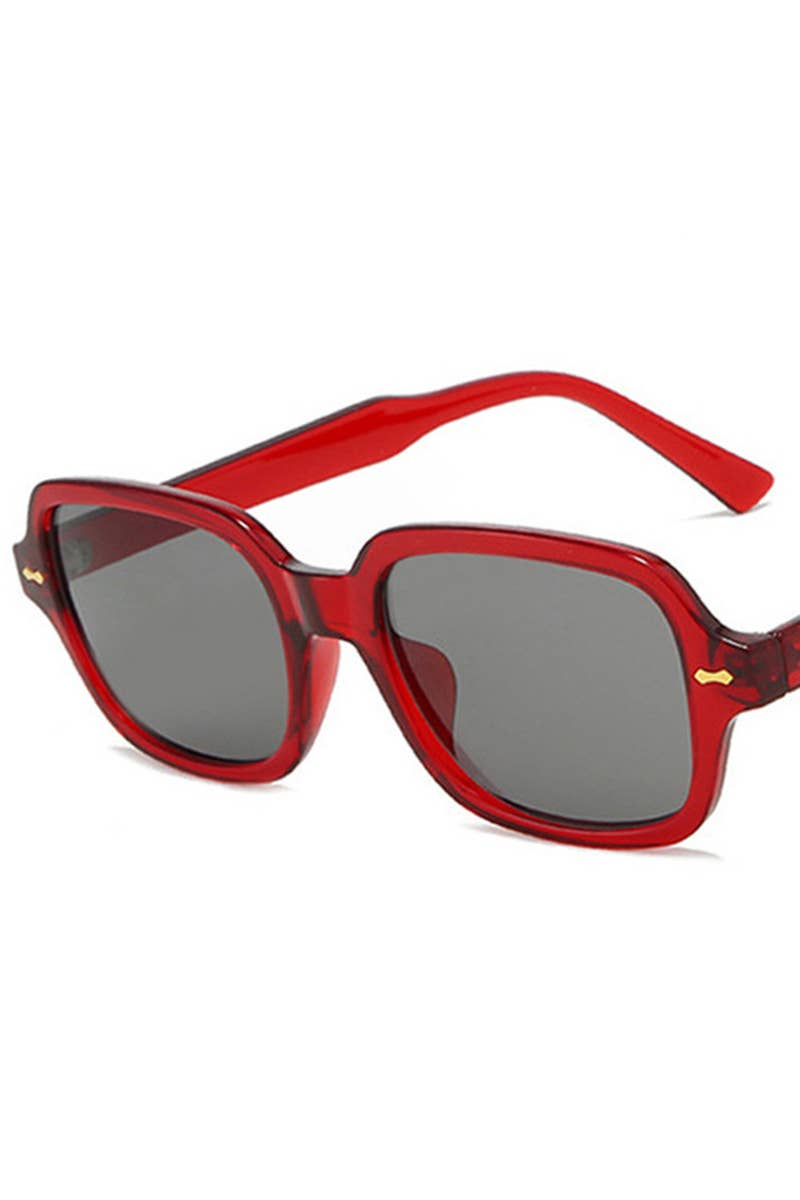 IRREGULAR SUNGLASSES