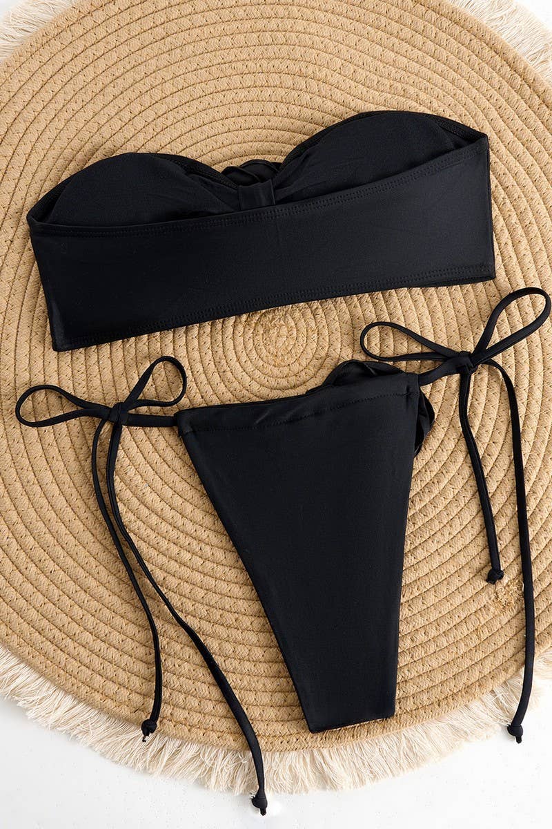 CWMW0872_THREE-DIMENSIONAL FLOWER TWO-PIECE SWIMSUIT