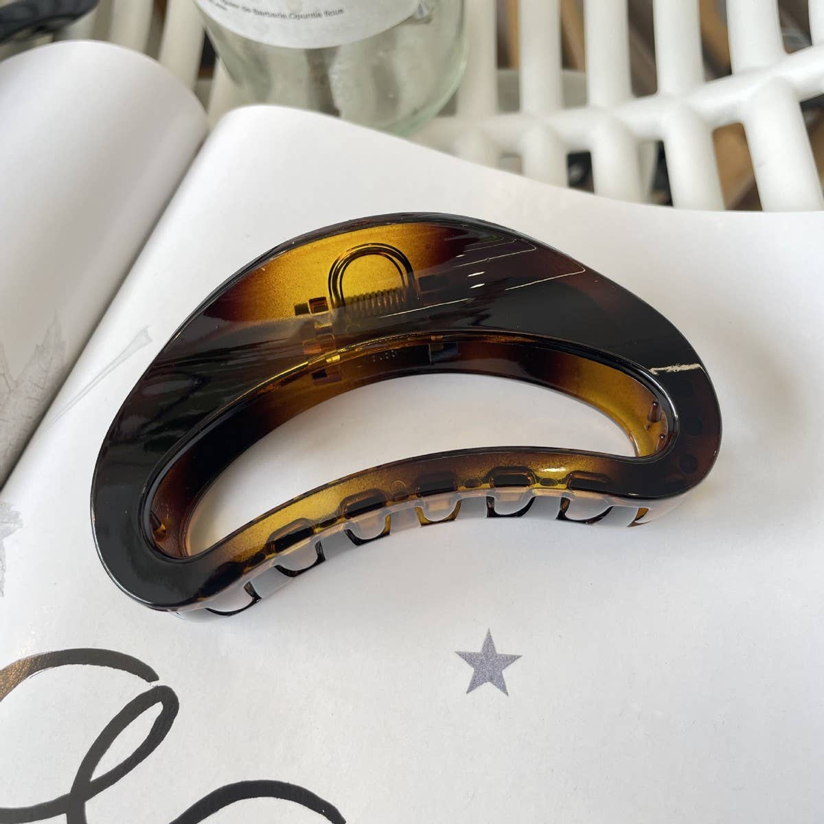 Thick Hair Claw - Elegant INS Style Shark Clip