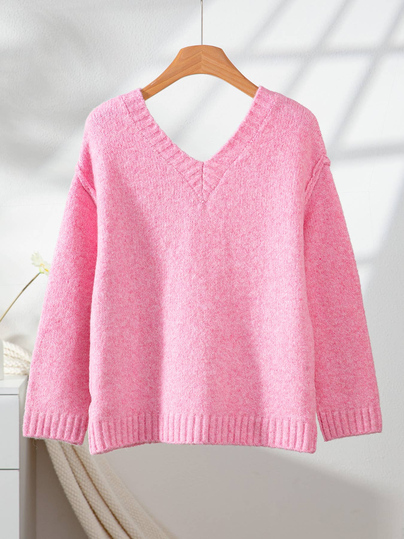 Casual loose solid-color V-neck pullover sweater