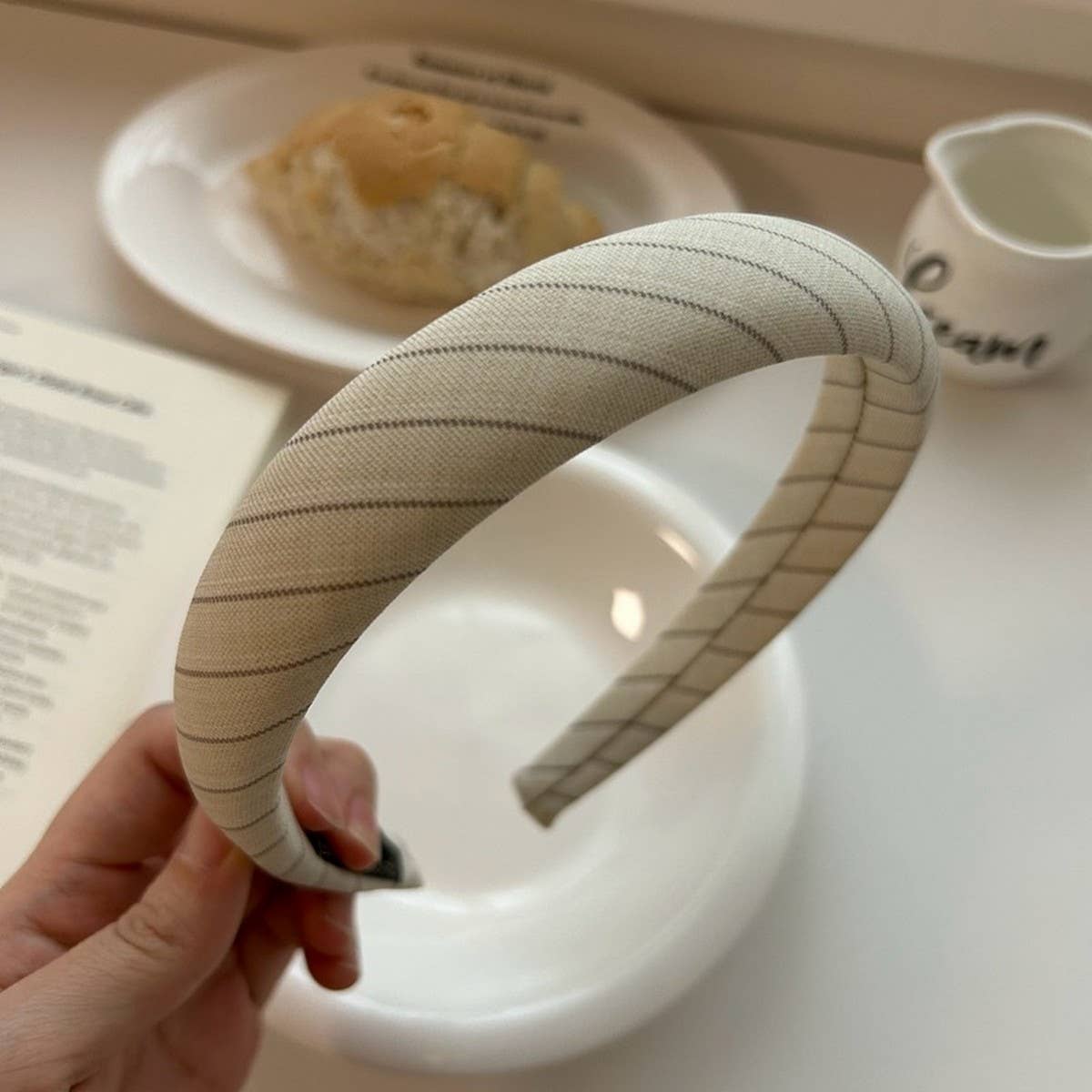 NEW HIGH-END SIMPLE STRIPED HEADBAND