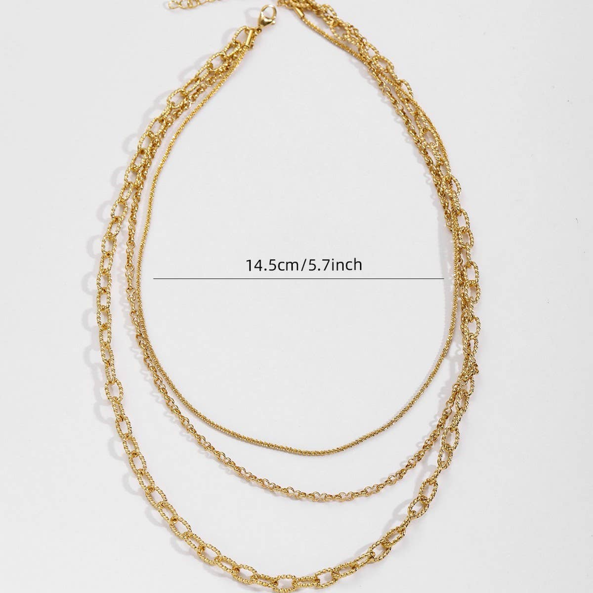 BRAIDED HOOP CLASP THREE-LAYER NECKLACE_CWMM3679