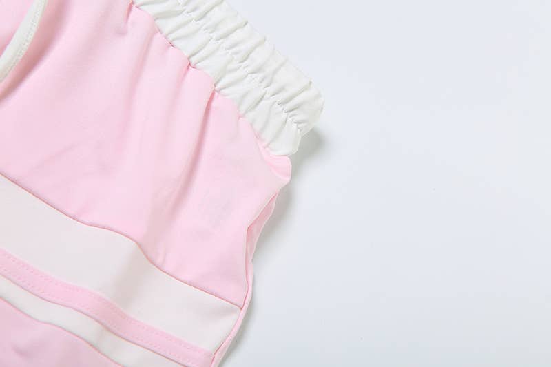 Crop top slimming and hip-hugging skirt suit